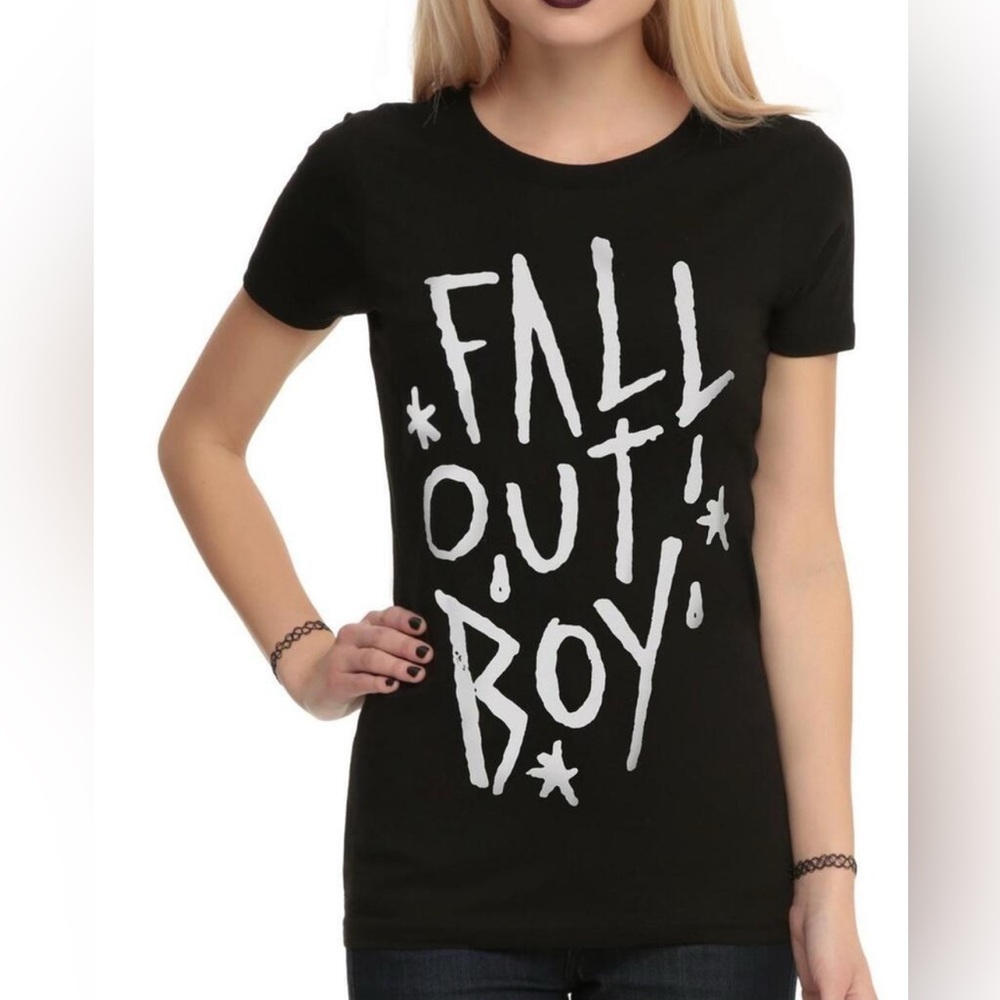Hot topic juniors black Fall Out Boy large short sleeve T